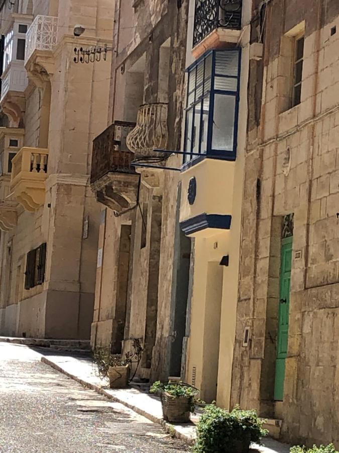 Floriana Cosy Townhouseアパートメント エクステリア 写真