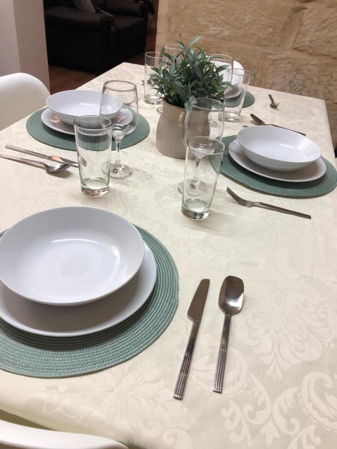 Floriana Cosy Townhouseアパートメント エクステリア 写真
