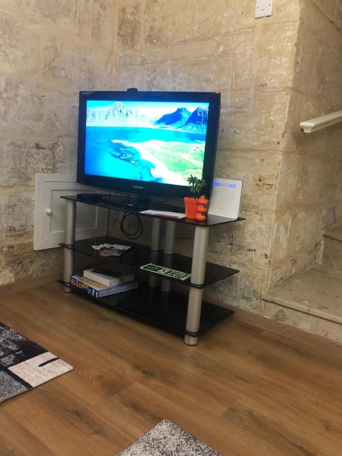Floriana Cosy Townhouseアパートメント エクステリア 写真