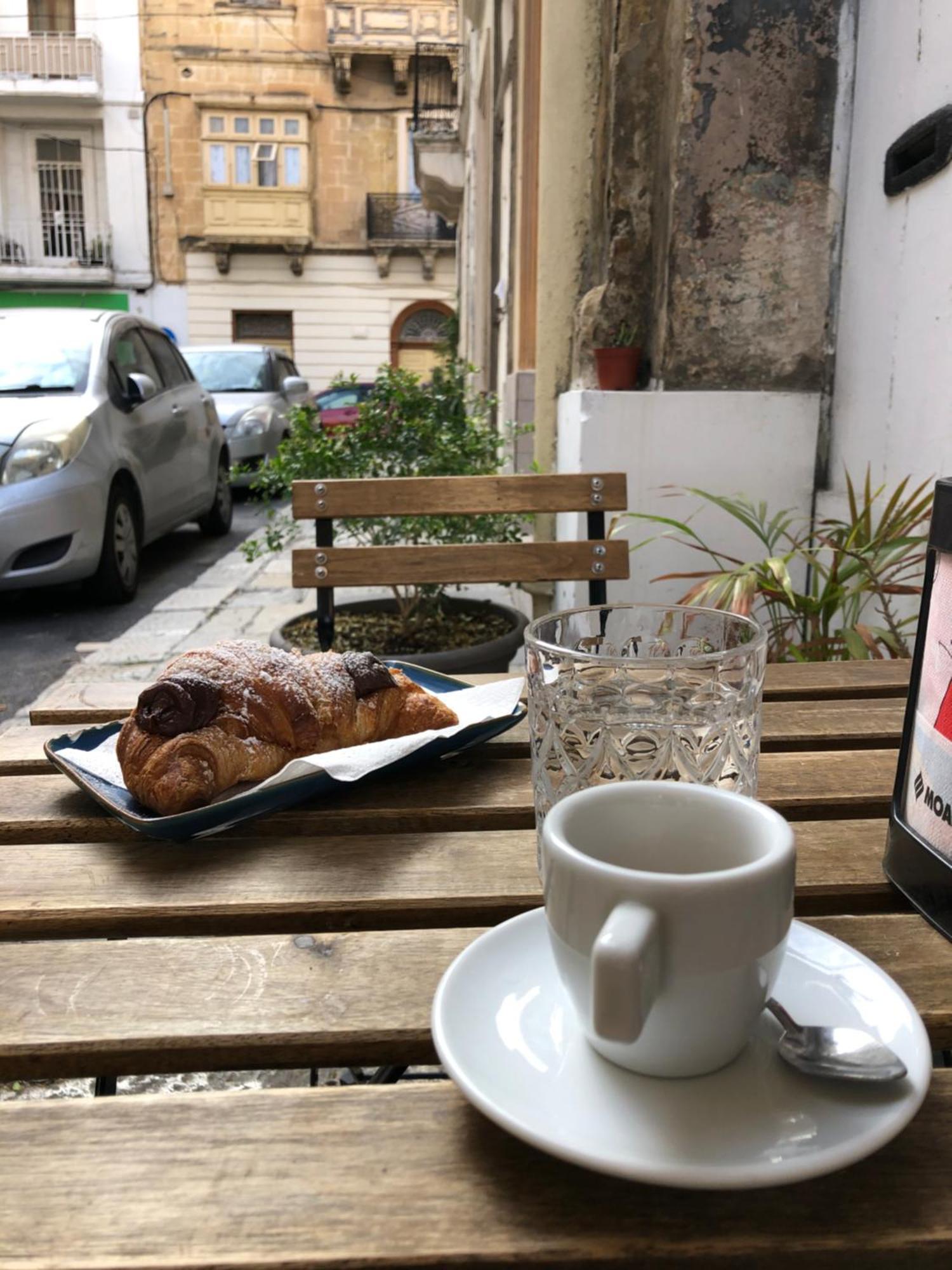 Floriana Cosy Townhouseアパートメント エクステリア 写真